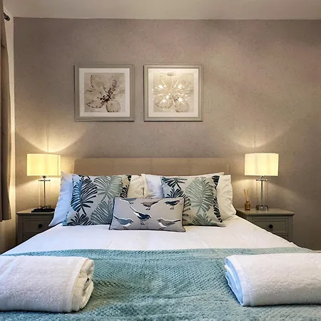 Jane Place In Putney - 3 Double Beds, Ideal For Families
